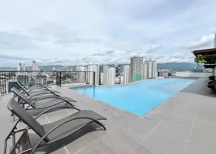 Calyx Residences With Infinity Pool Hotel 5*